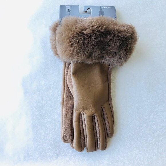 London Fog Accessories - London Fog Faux Fur Gloves Women’s Touch Screen Compatible Tan NWT